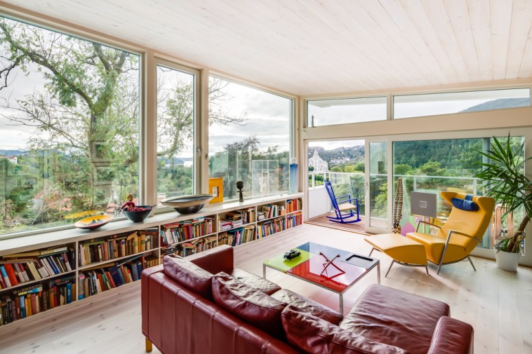 Rieber Mohns Vei residential property designed by Entilen Arkitekter, Bergen, Norway, images by Hundven-Clements Photography.